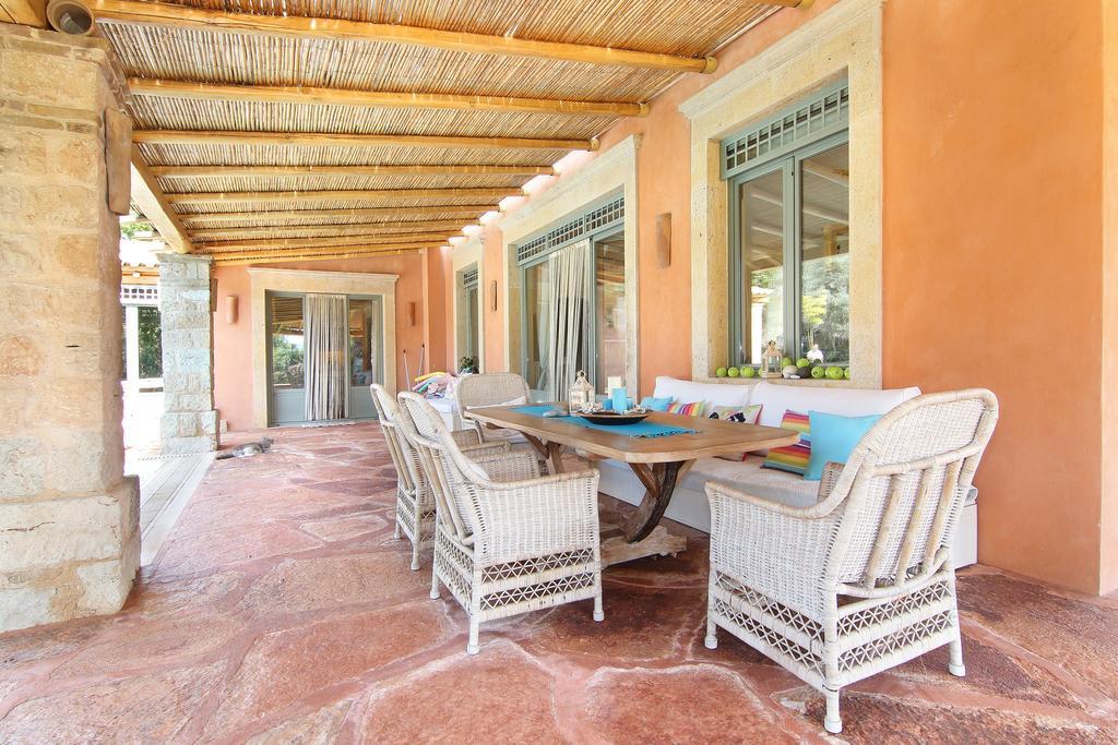 Vouliagmeni Villa Athens Exterior photo