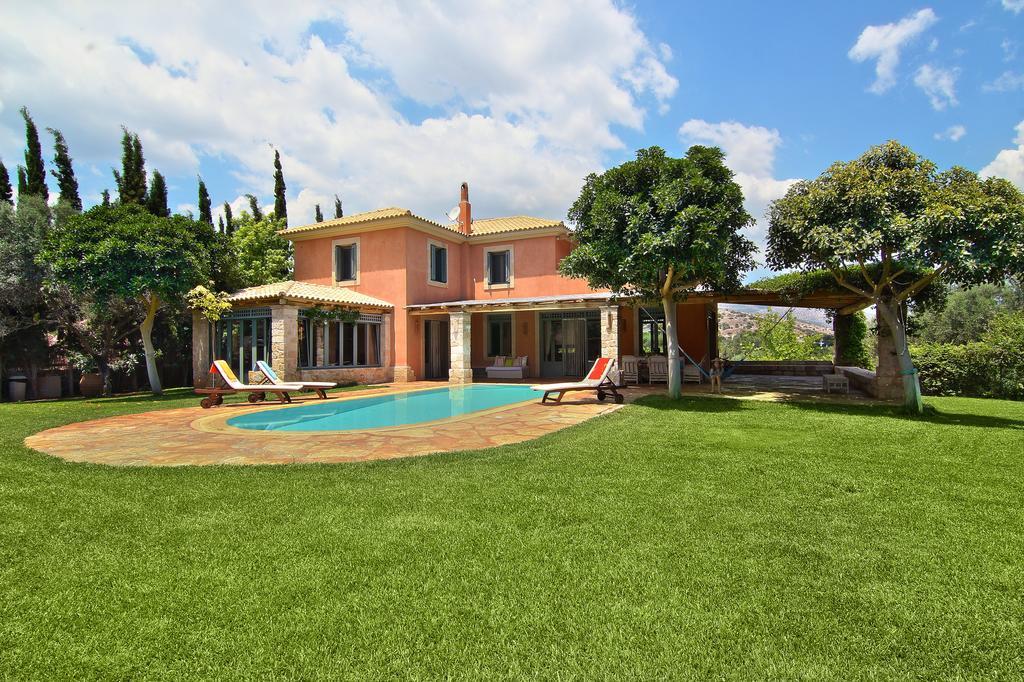 Vouliagmeni Villa Athens Exterior photo